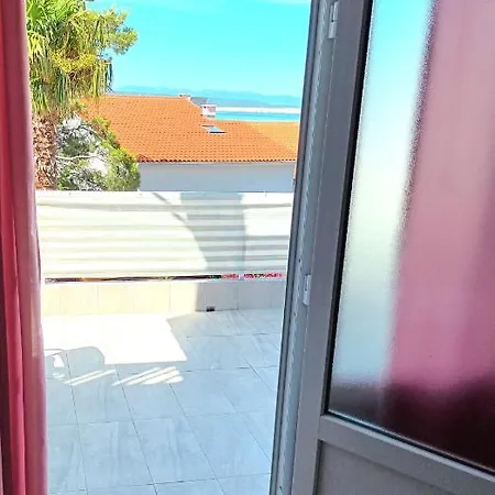 Dora ##2 בית הארחה קריקווניצה