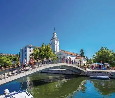 בית הארחה Dora ##2