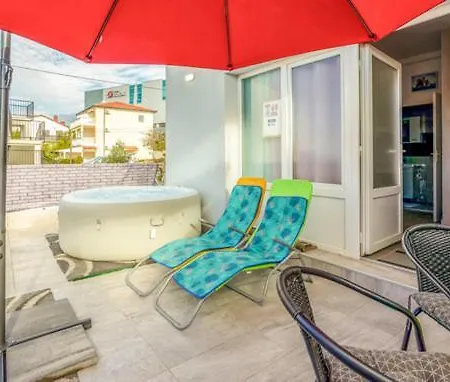 Dora ##2 בית הארחה