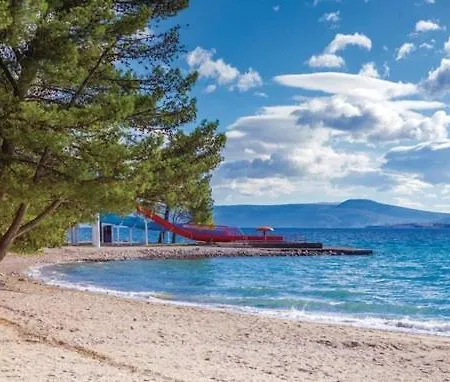 Dora ##2 בית הארחה