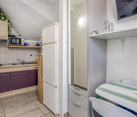 בית הארחה Dora ##2 קריקווניצה