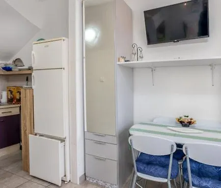 Dora ##2 בית הארחה קריקווניצה