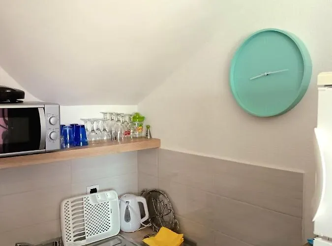 Dora ##2 Vendégház *