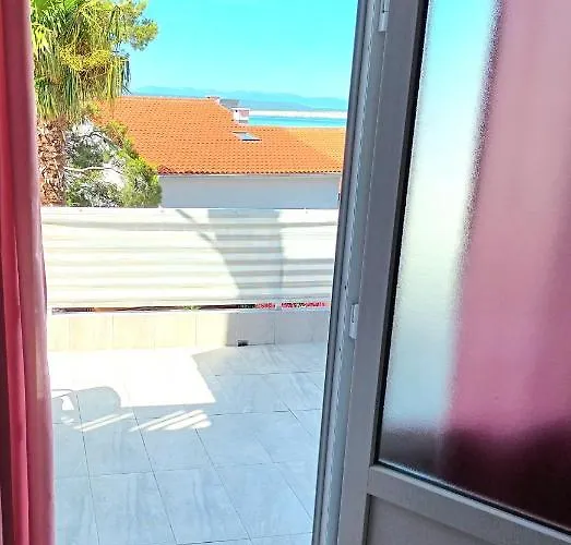 Dora ##2 בית הארחה קריקווניצה